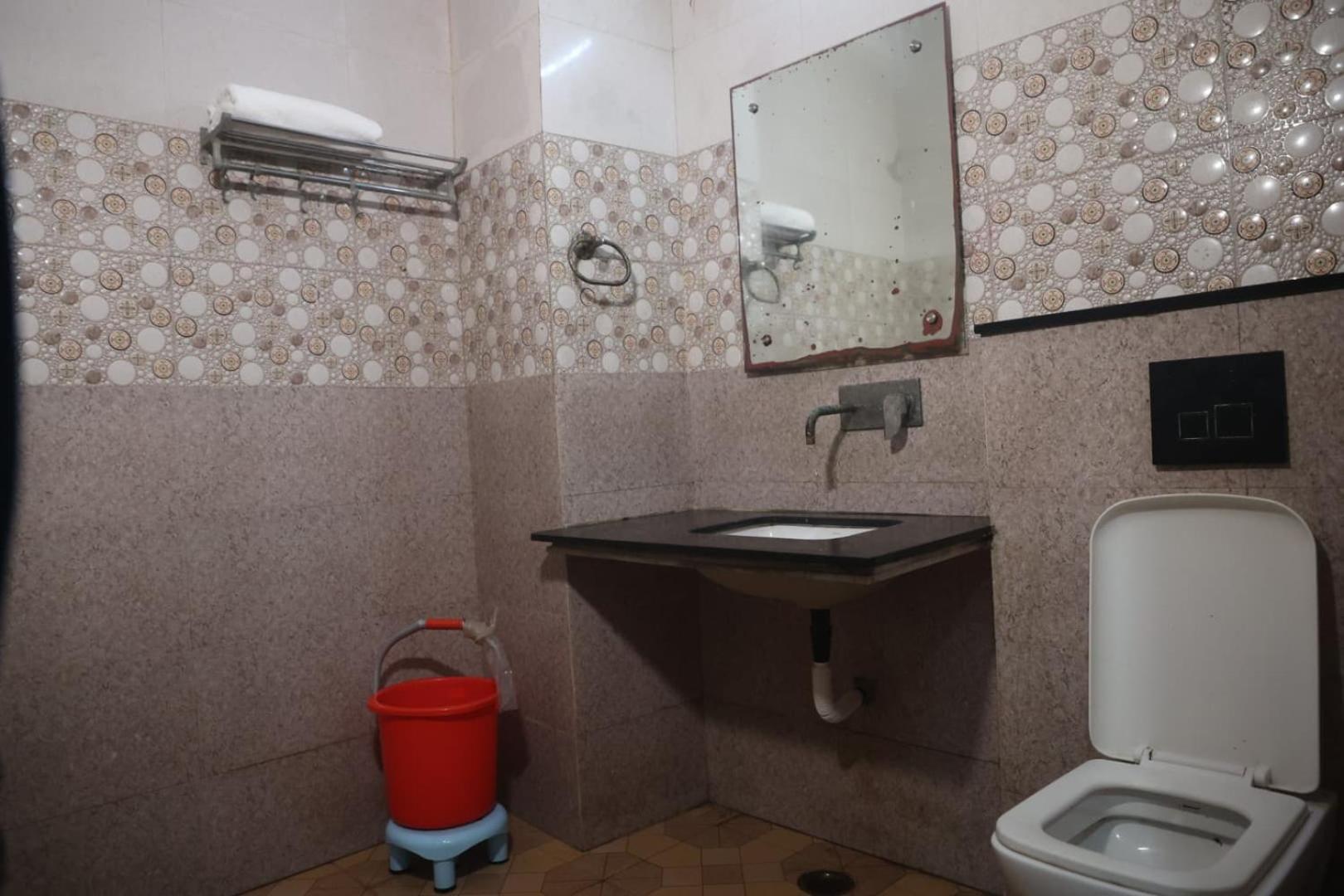 Hotel Grand Father آغْرا المظهر الخارجي الصورة